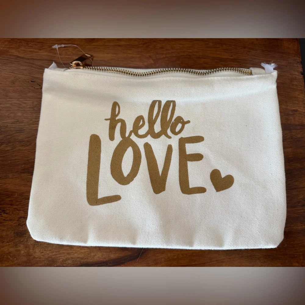 Pink Tumbler with Gold Heart and Pouch